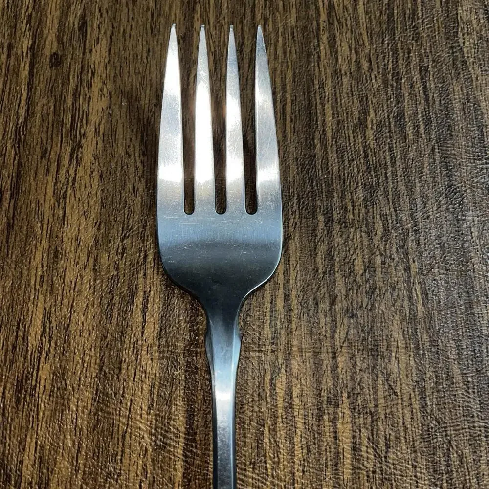 Oneida Community Paul Revere Serving Fork 8 1/2